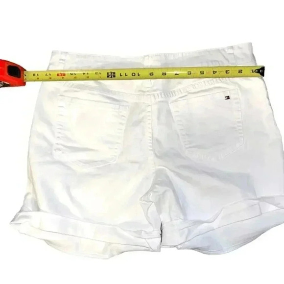 Tommy Hilfiger Shorts - Picture 2 of 5
